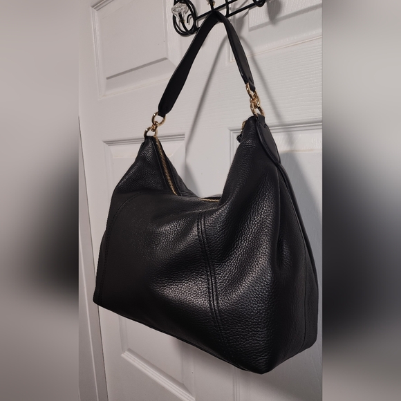 Michael Kors Shoulder Bag - Picture 5 of 13